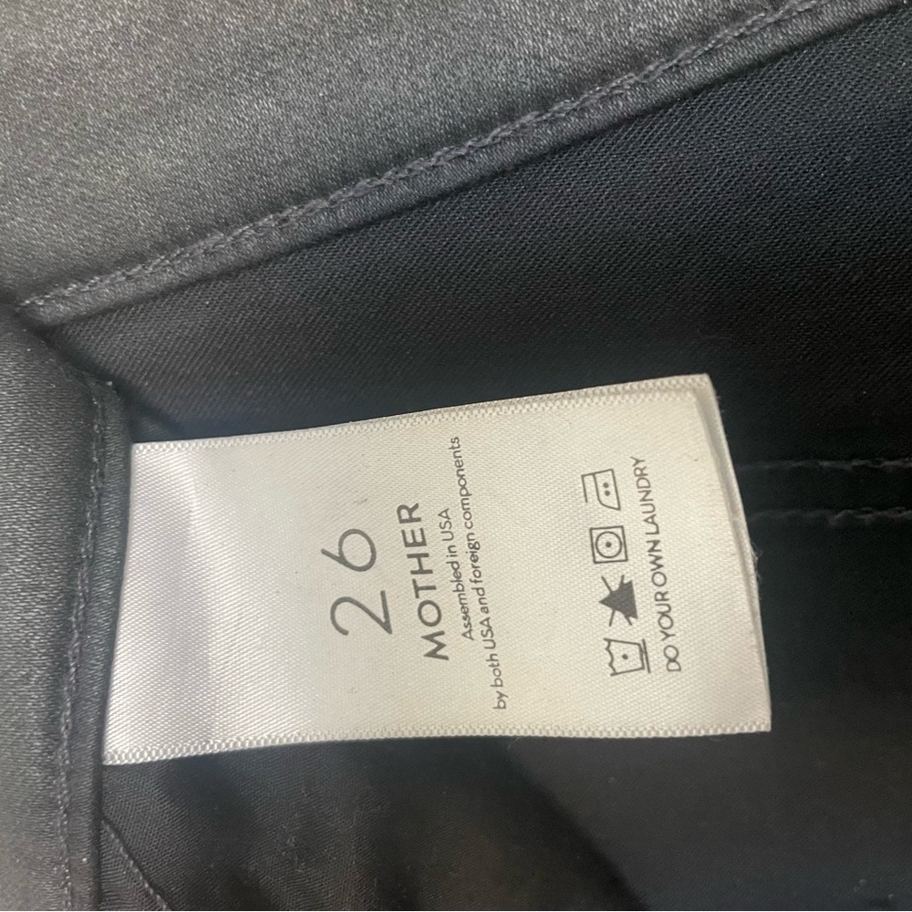 MOTHER Stunner Zip Ankle Step Fray Skinny Jeans 26 Black Shine - Picture 9 of 10